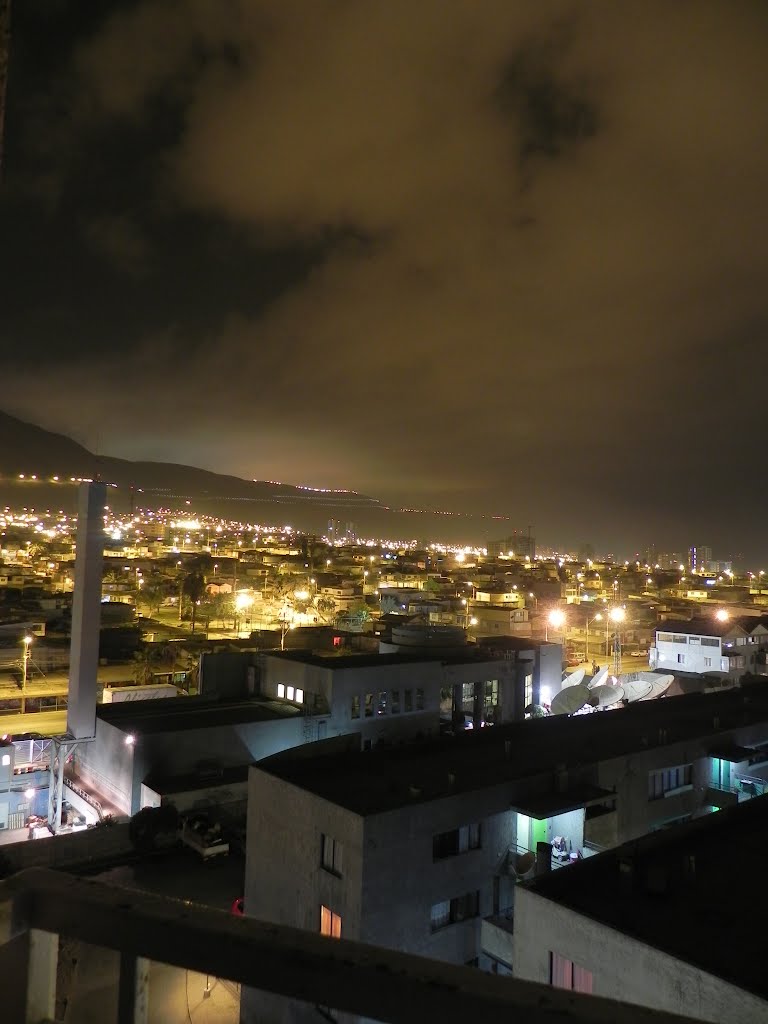 Urbe Sur y Cielo by Gonzalo Romero