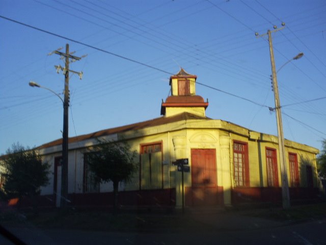 Casa de fines del s.XIX Mulchén (Campillo esq Gana) by Juan Patricio Gonzalez