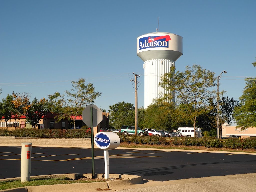 Addison Illinois water tower by D200DX