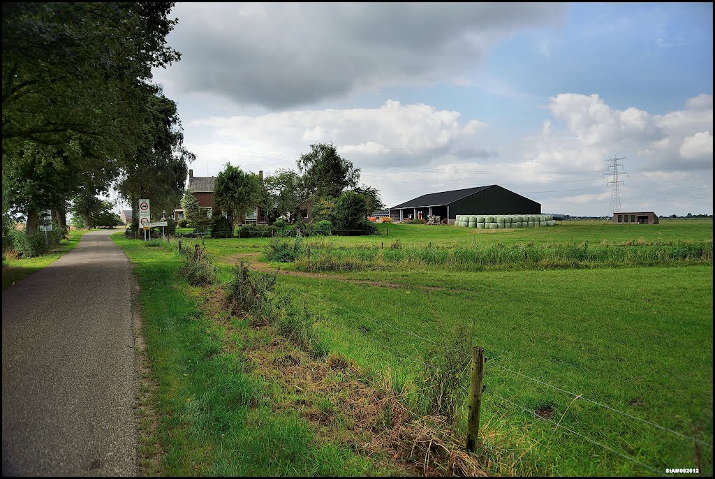 Vethuizen; Laarstraat by Stichting Achterhoek weer mooi