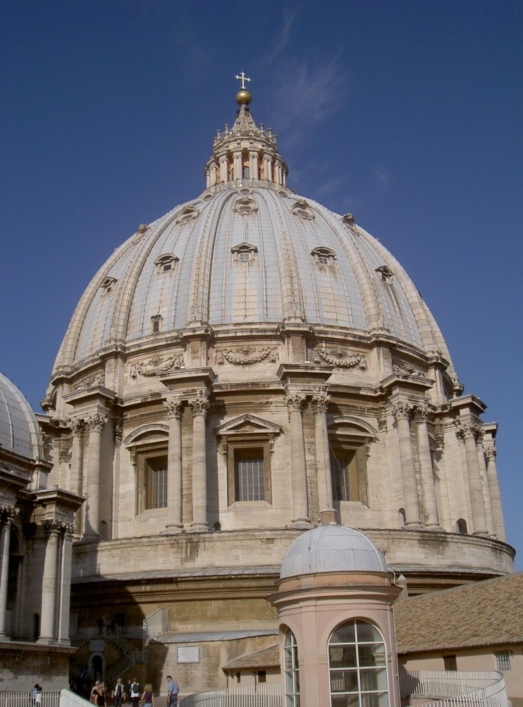 Cupula de San Pedro by Manolo Barbon