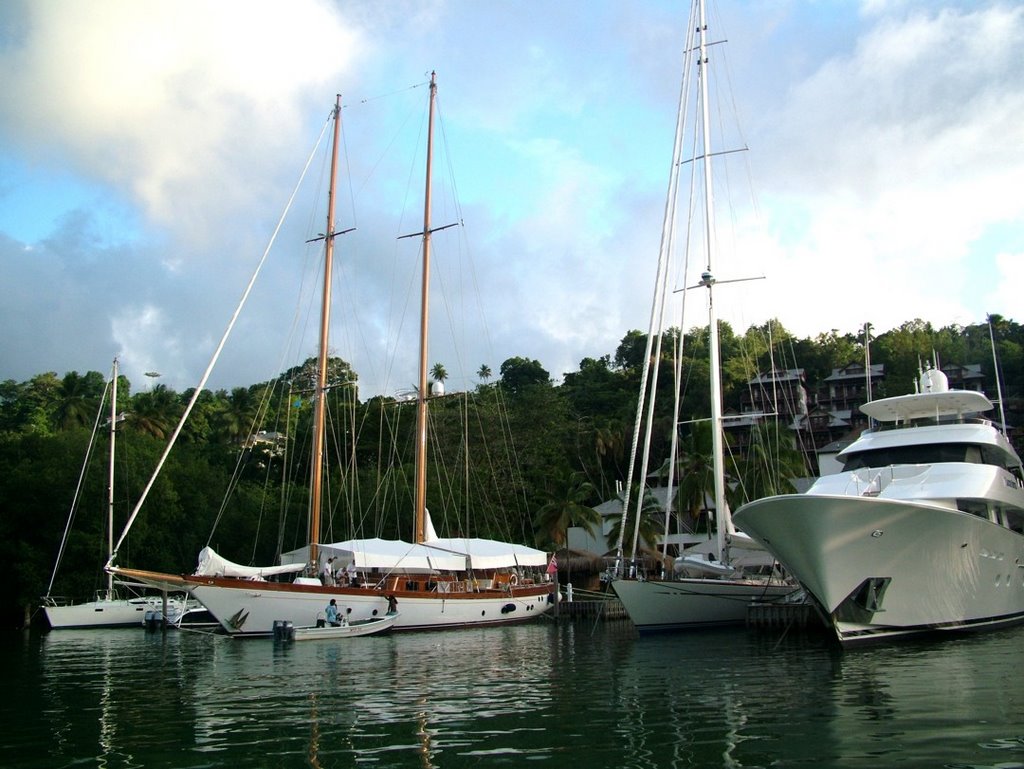 Saint Lucia Marigot Bay by TejaAlbers