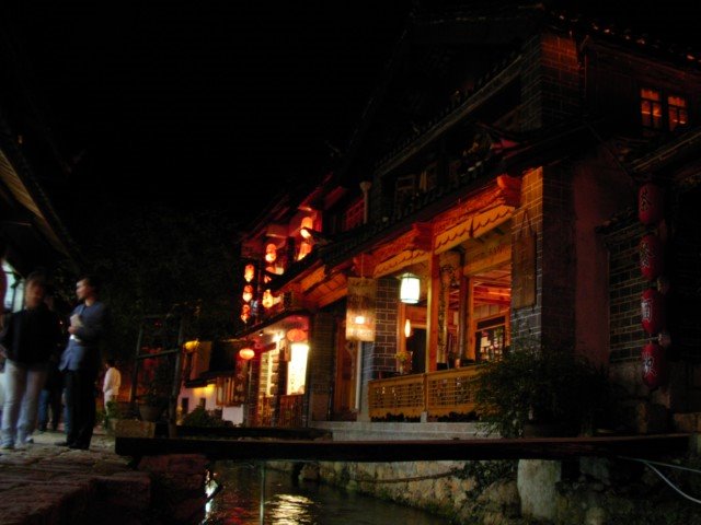 Lijiang Building by ysakuda