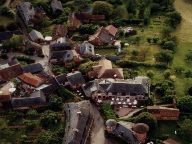 Collonges la Rouge vue d'avion by jacques19