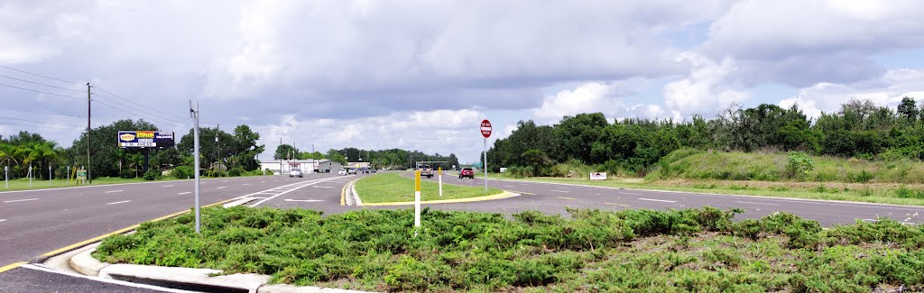 2012 09-17, Lake Hamilton, FL - Rte 27 northbound by Qwilleran