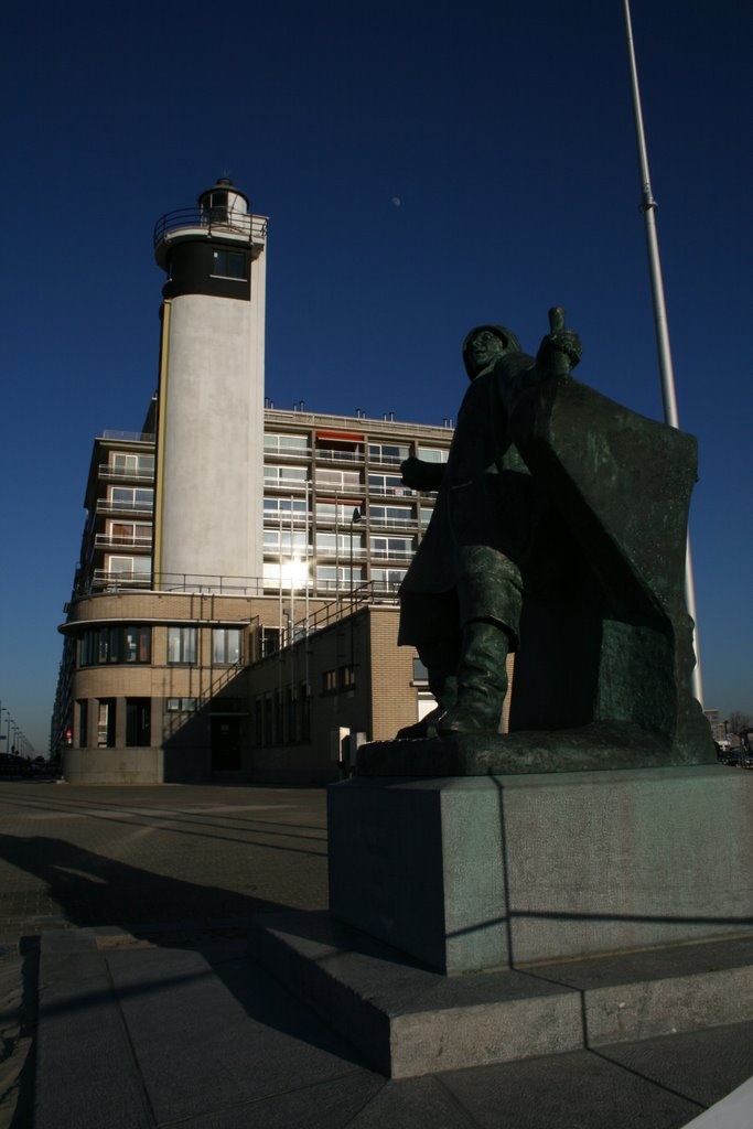 De vuurtoren en het zeemuseeum, Blankenberge by Sébastien Vanhove