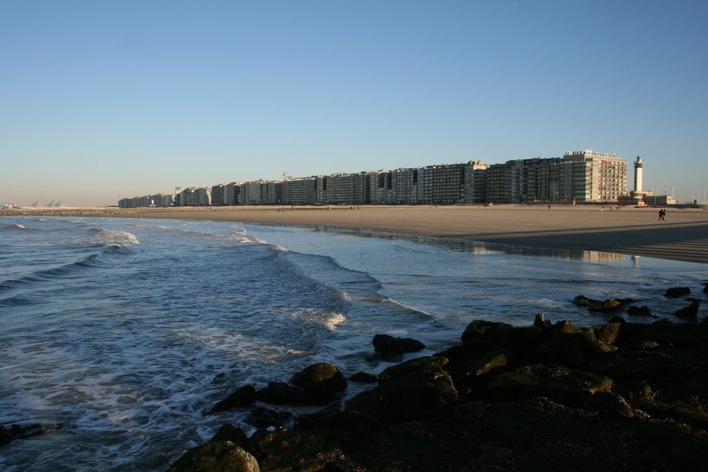 Blankenbergse Kust, West-Vlaanderen by Sébastien Vanhove