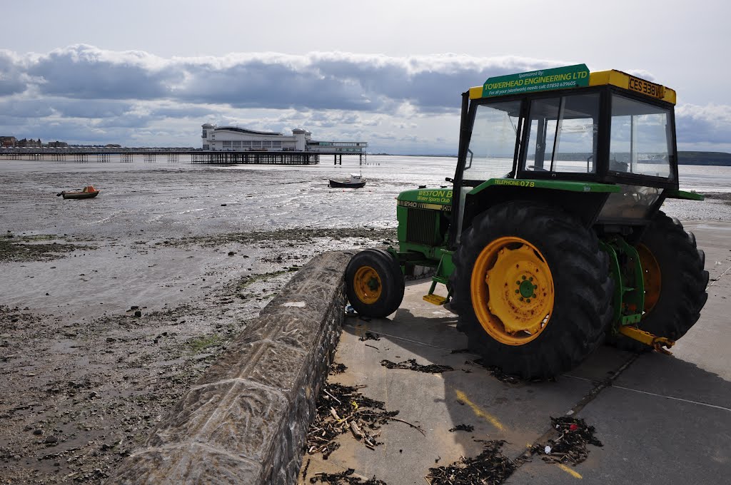 Weston-Super-Mare : Sandy Beach & Tractor by A Photographer