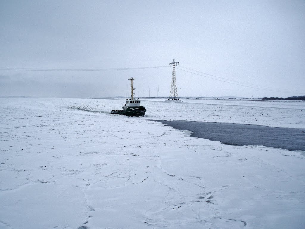 Isbryder på vej under Aggersund broen by Bente_K