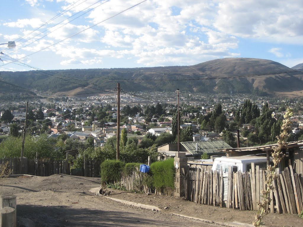 Vista de Esquel desde Bº Ceferino by Antonio Lorenzo