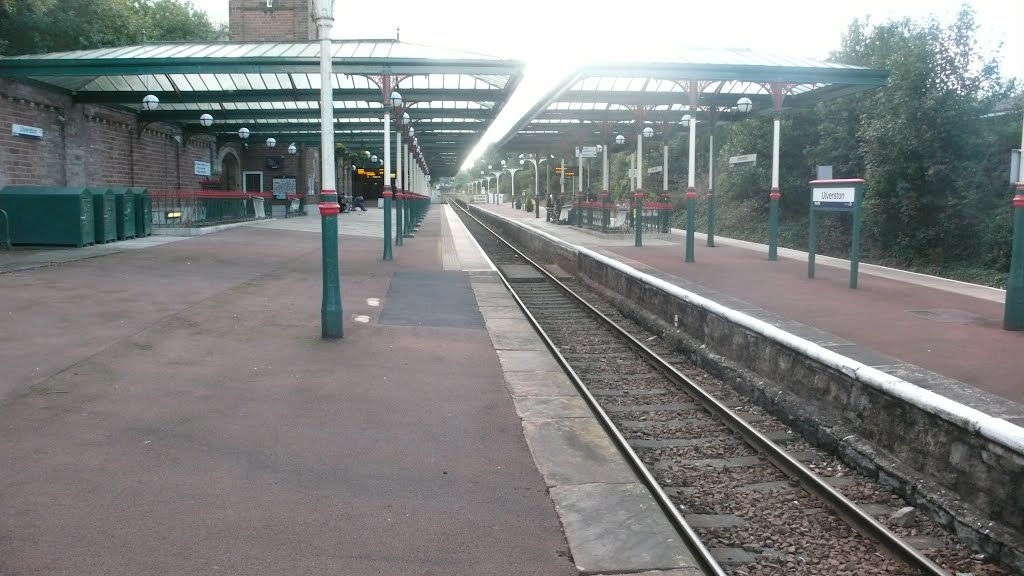 Ulverston rail platform by flipflopnick