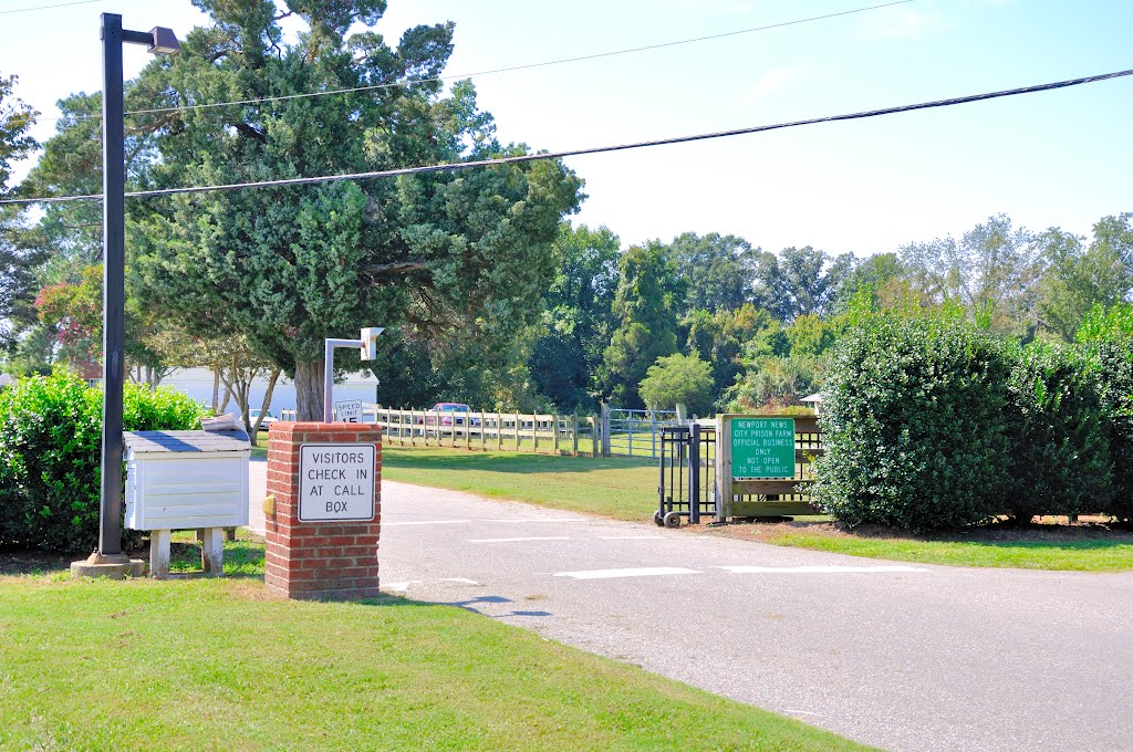 VIRGINIA: NEWPORT NEWS: the check in at the Newport News City Prison Farm: yes, this is ALSO a correctional facility . . . . by Douglas W. Reynolds, Jr.