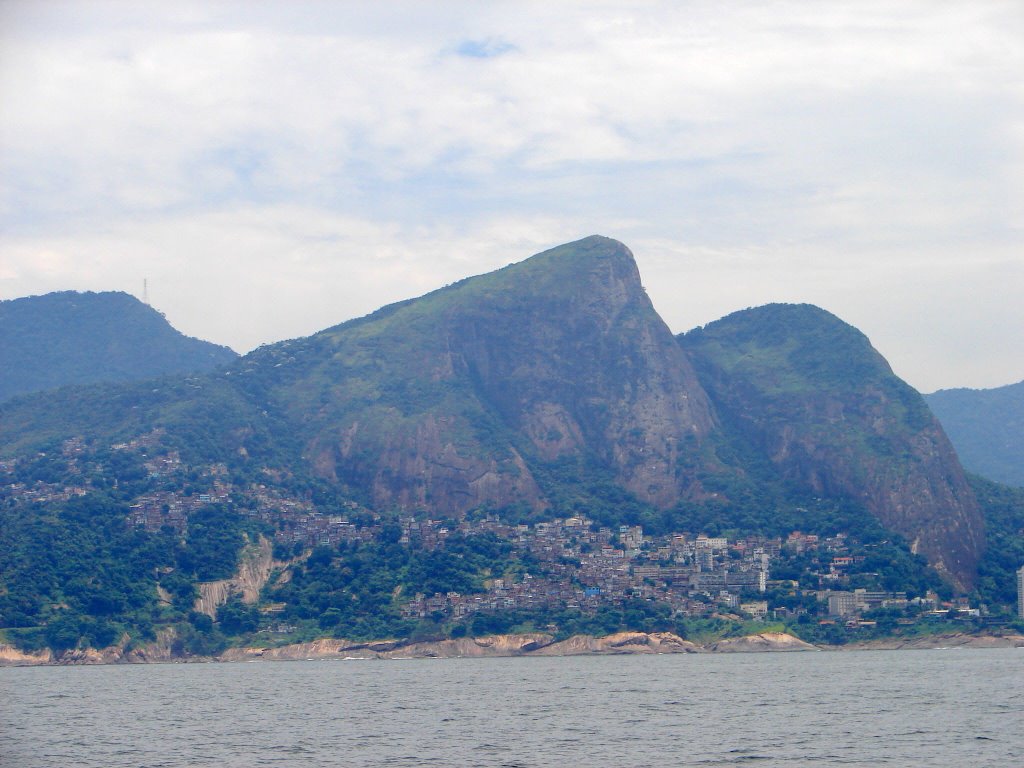 MORRO DO VIDIGAL by cesar neves