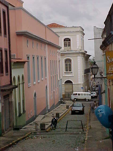 Lateral do Teatro - Sao Luis by Fernando Bezerra