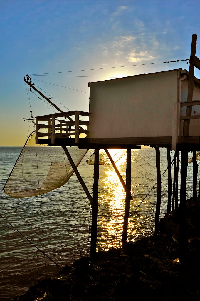 St Palais sur mer , les carrelets by markjone