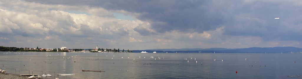 Blick auf Romanshorn und den Bodensee by Hartmut Scheuter