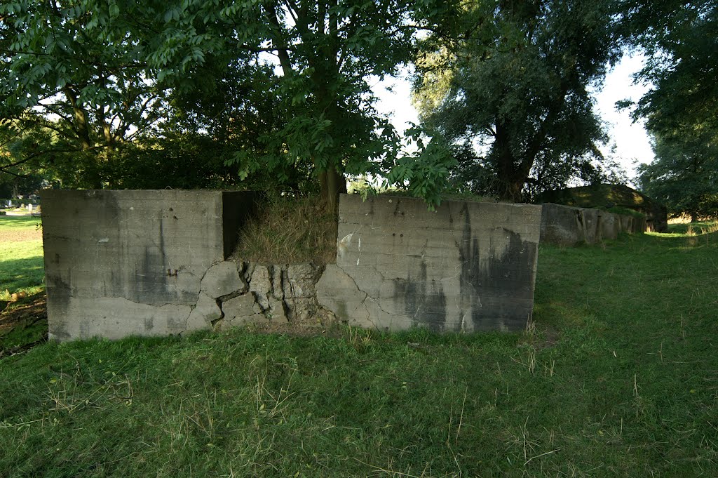 Fort Vuren - G kazemat by stevenvanValen+hannekeRolloos