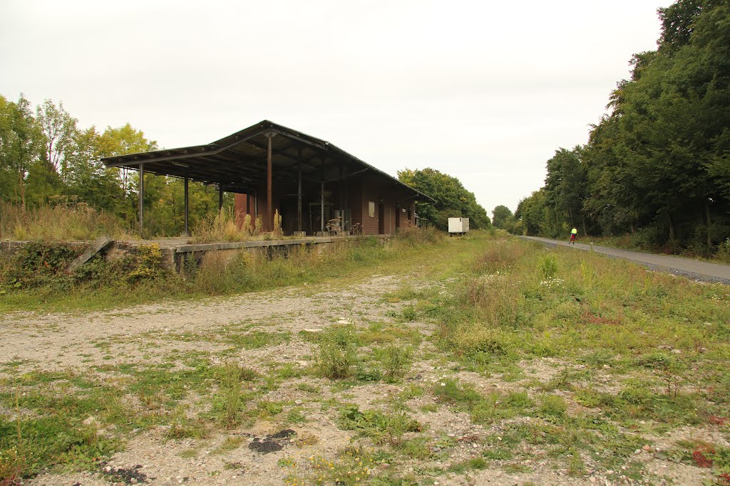 Bahnhof by Stehrbert