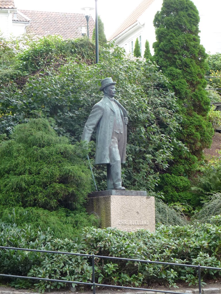 Christian Bjelland Monument, Stavanger by DXT 1