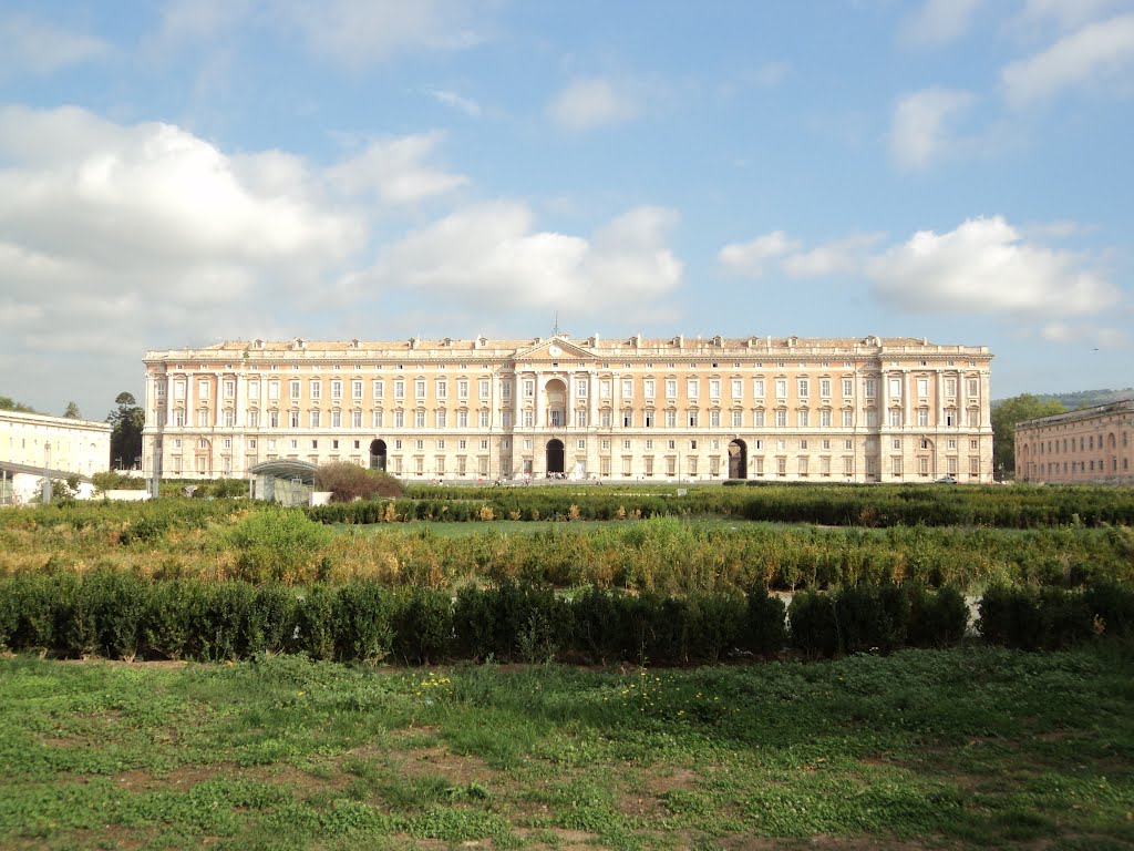 Reggia di Caserta by Geosergio