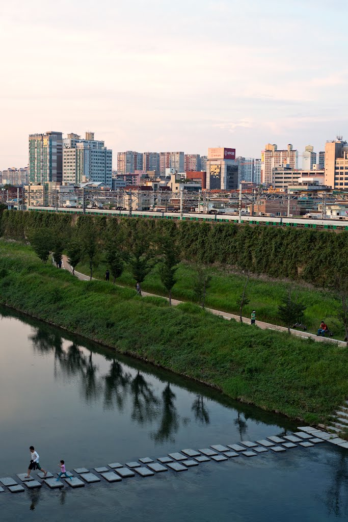 Cheonggyecheon by kimkihong