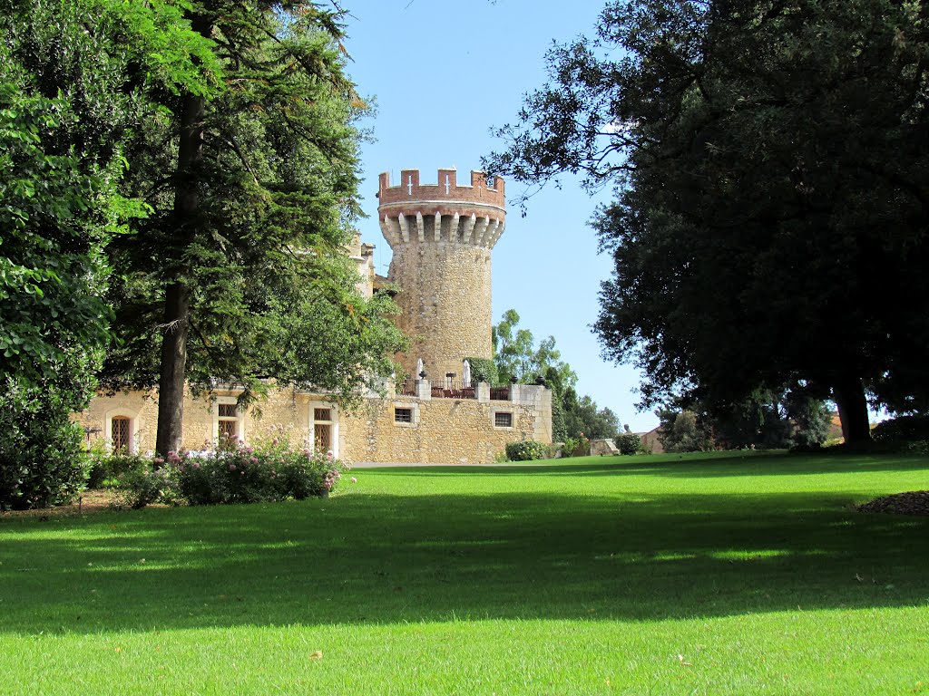 Château de Peralada (vue 3) # Province de Gerone/Catalogne/Espagne . by SUPERDANIEL 1