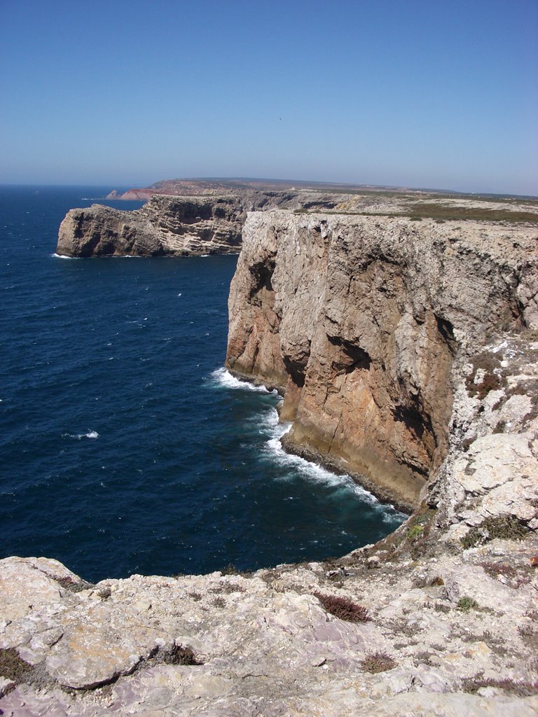 Acantilados en Castillo de Sagres by Pepimont