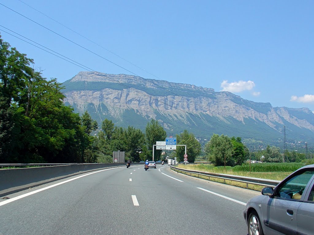 Frankreich_Rhône-Alpes_Grenoble, Meylan by © ELMOKULA