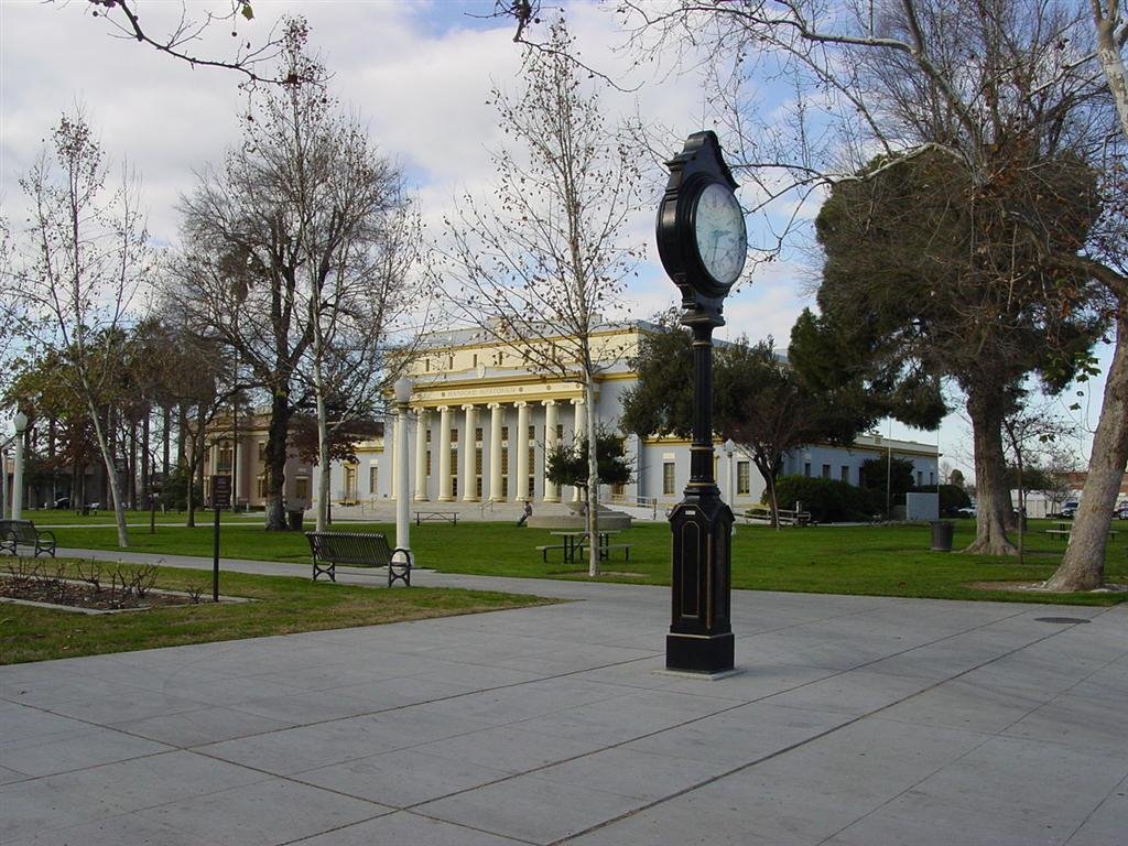 Clock and Auditorium by carzero