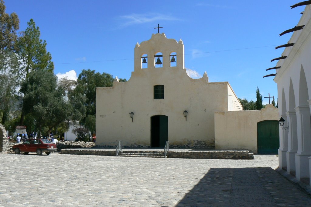 Iglesia de Cachi, Salta, Argentina by paola palacio