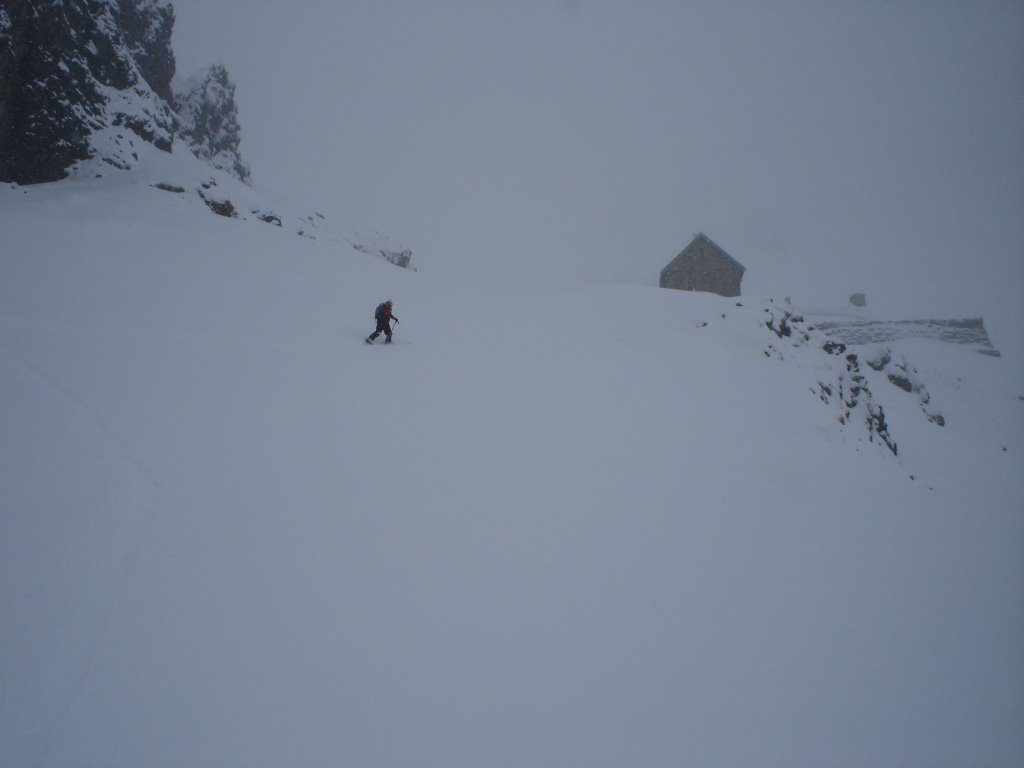 Refuge de la pra by Clement Houtmann