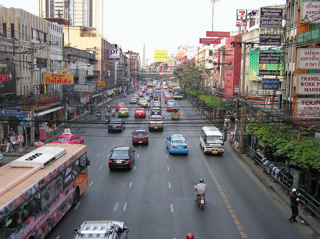 Street in Bangkok by jacek_nad