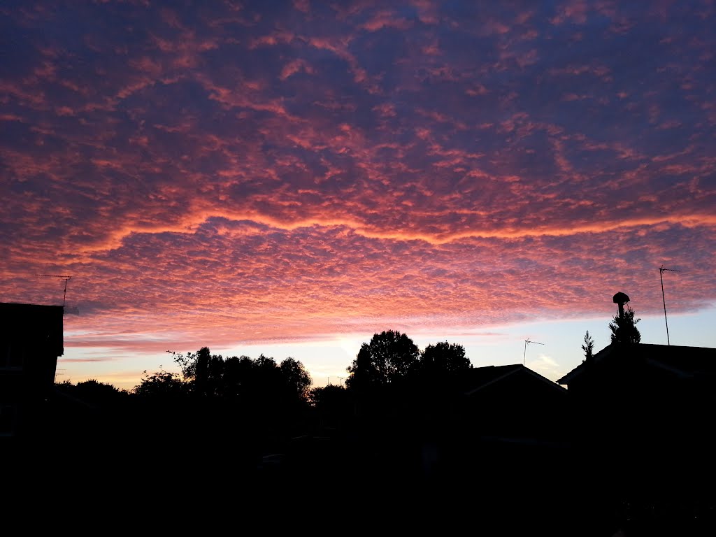 Sunrise Over Bankside Park - Banbury by Gordon Bowdery