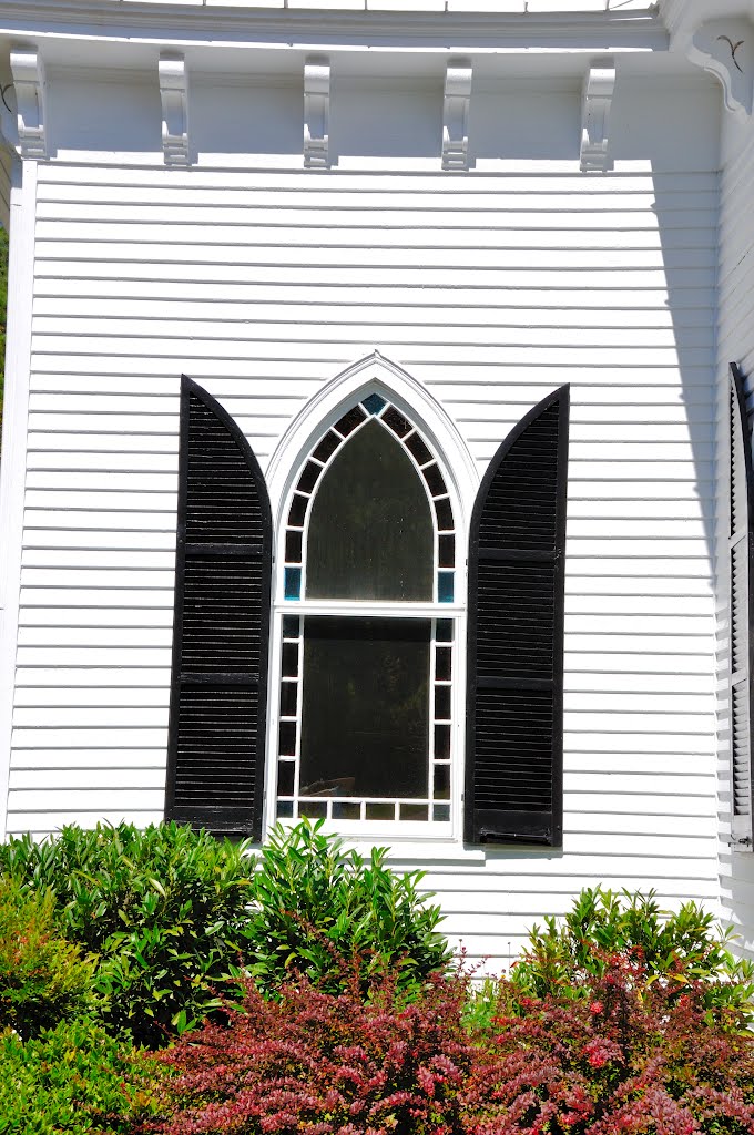 VIRGINIA: VIRGINIA BEACH: Tabernacle United Methodist Church (1830), 1265 Sandbridge Road window and shutters detail by Douglas W. Reynolds, Jr.