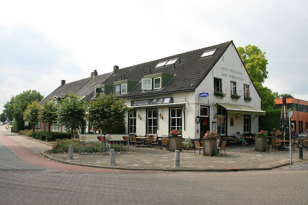 Erp - Molentiend 12 : Hotel en Restaurant "Het Tramstation" by Scholte