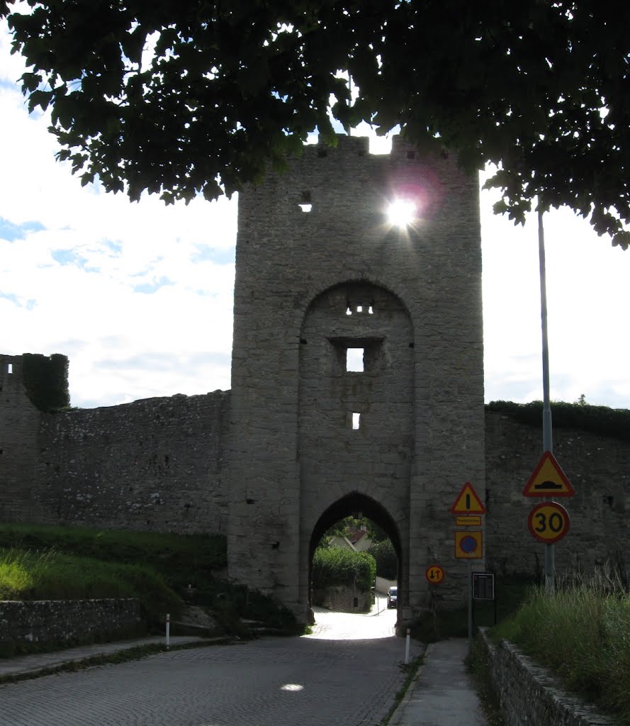 Norderport i Visby ringmur Gotland Sverige by Inger Karlin Larsson