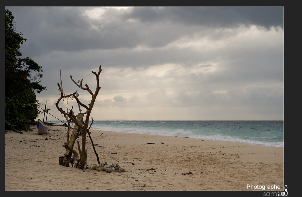 Puka Beach by maybe3u