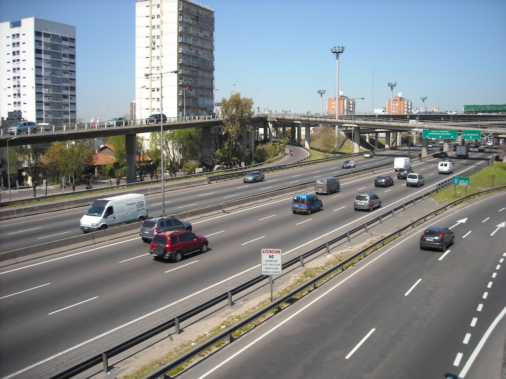 Av.Gral.Paz y Acceso Oeste by OJO ARGENTINO