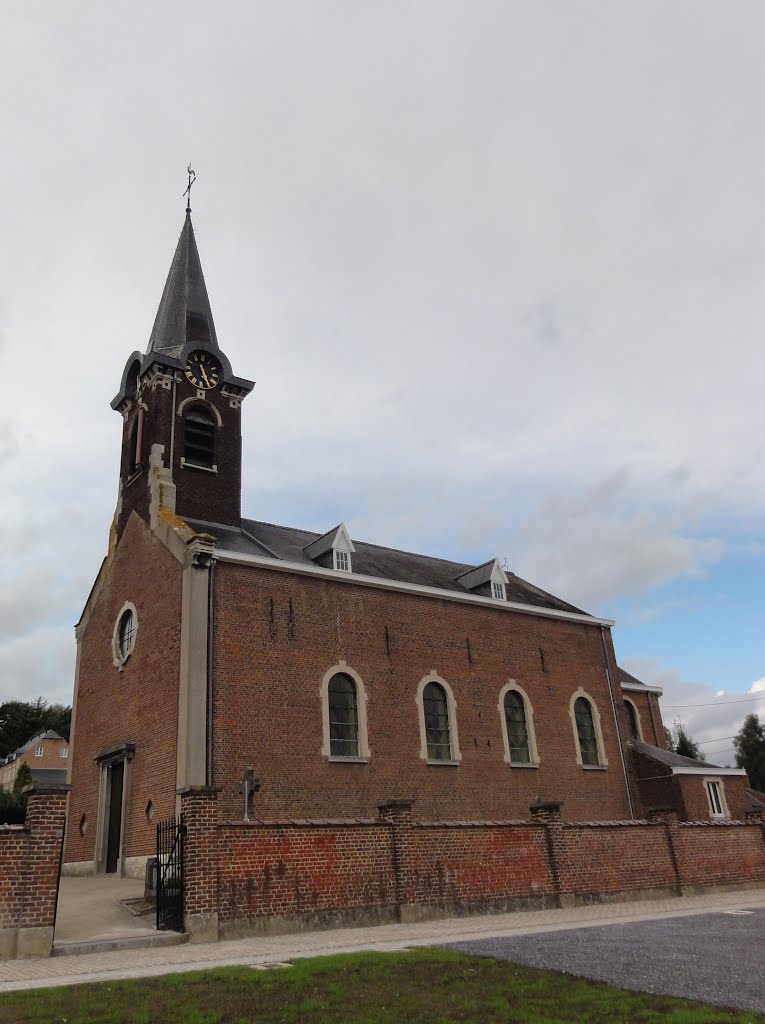 Sint-Michaëlkerk Terlanen by Pascal Van Acker