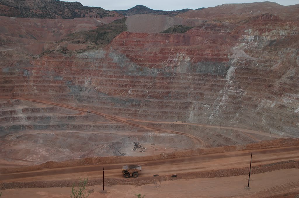 BIGGEST COPPERMINE IN US by H.Blum