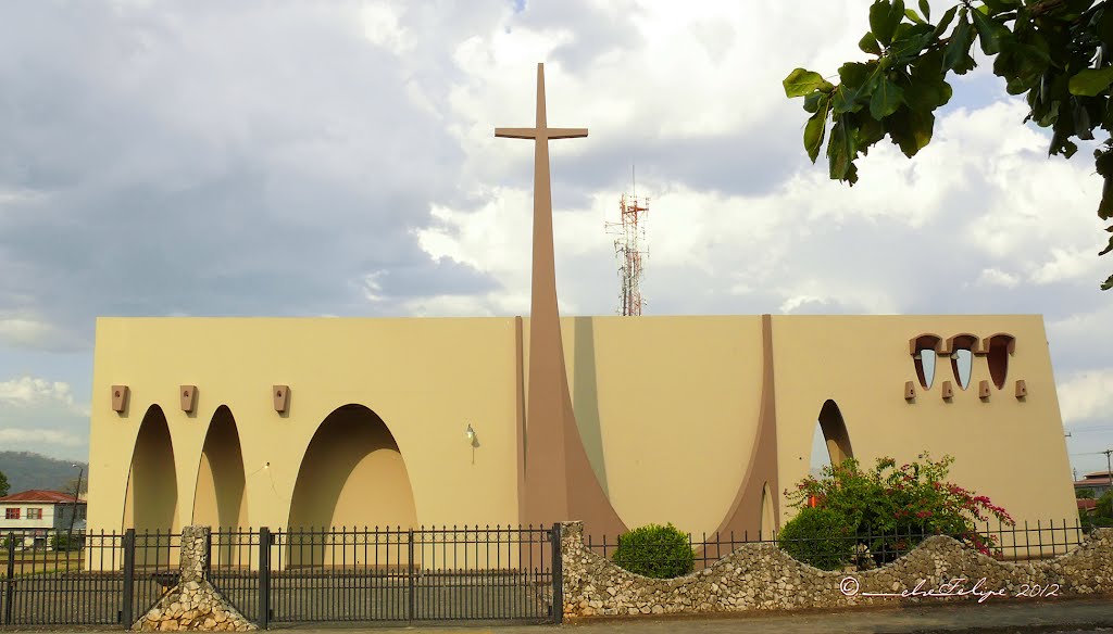 Templo católico de Nicoya, Costa Rica----------------------------------------------------------------------------------------------------My email: artehuetar@gmail.com by Melsen Felipe