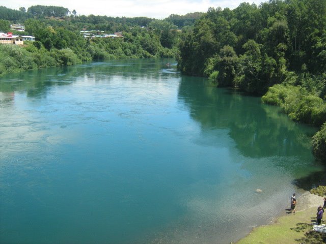 Rio del Sur by Santos Fernández