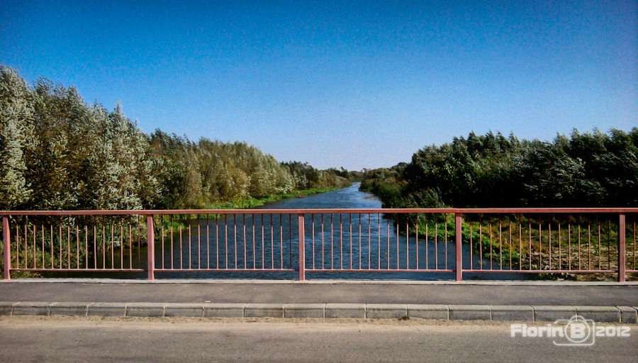 Bridge over Bega river in Ghiroda (upstream) by fl_wwy_tm