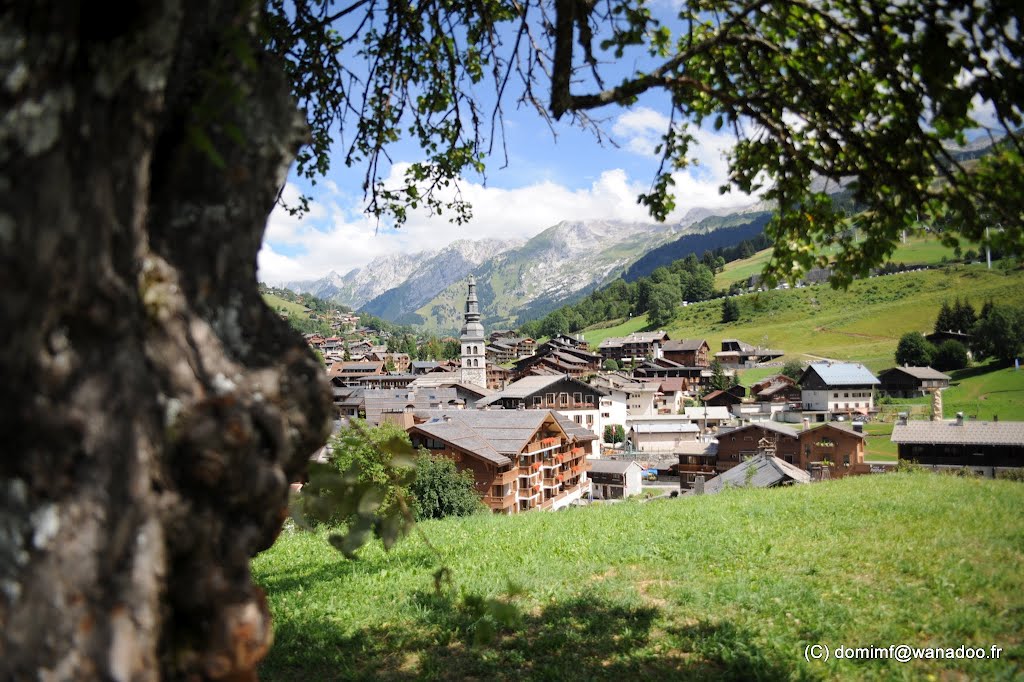 La Clusaz en Savoie by Dominique Salé