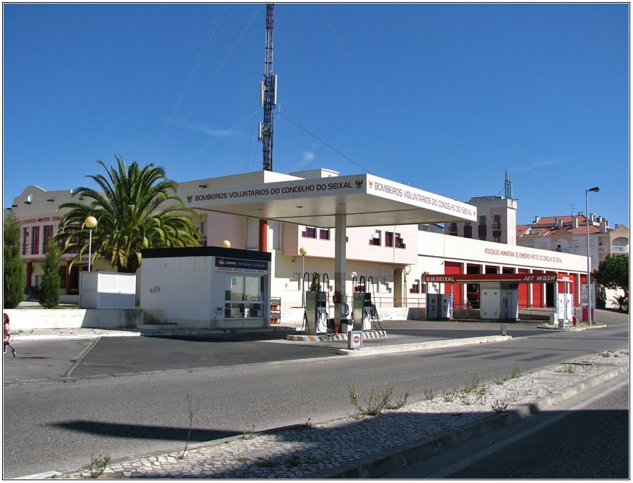 Alameda dos Bombeiros Voluntários - Bombeiros Voluntários do Seixal by Barragon