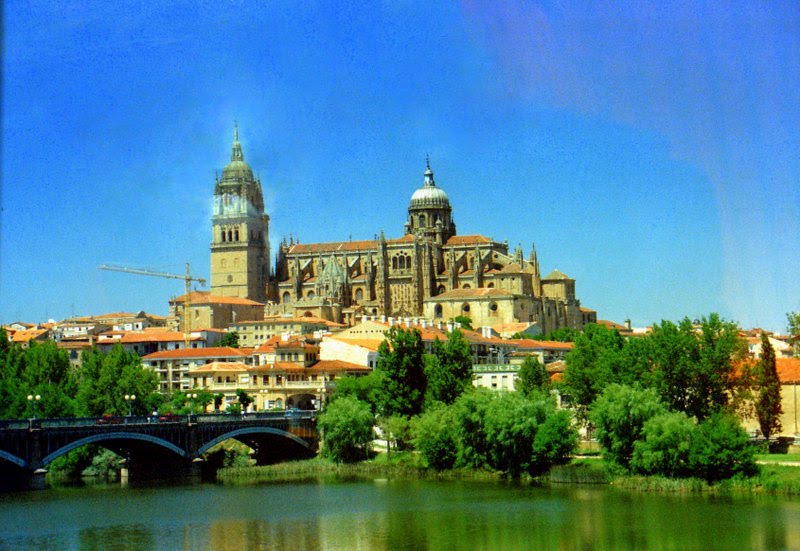 La Catedral de Salmanca: Salamanca, España (1994) by JeO112