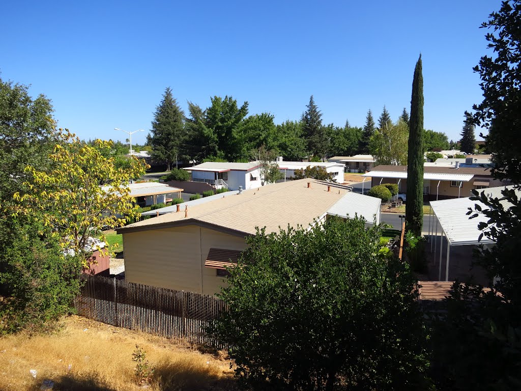 Mobile home park from overpass ramp (looking east) by VasMan