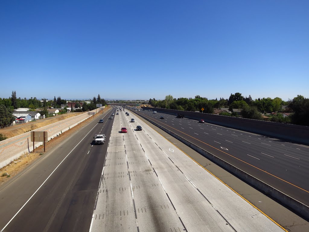 Hwy 50 (west bound lanes) by VasMan