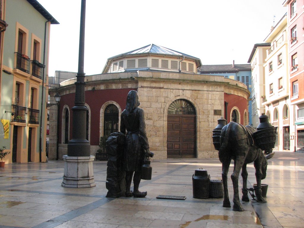 La lechera 2. Oviedo. Principado de Asturias. by Valentin Enrique Fer…