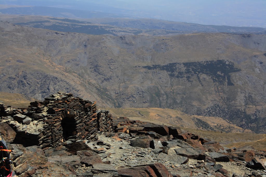 Sierra Nevada desde el Mulhacen by RAMARVID